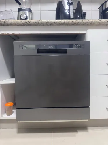 Lava louças Midea 8 serviços semi nova