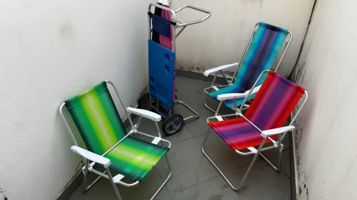 Carrinho de praia + 3 cadeiras 