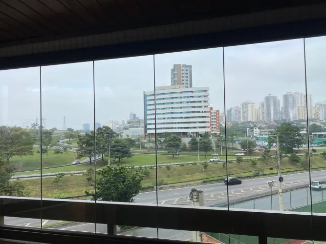 200m² na Vila Ema: 3 suítes, elevador privativo, 2 vagas. Venda direta.