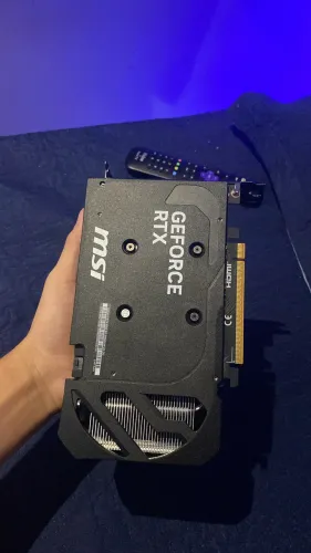 RTX 5050 MSI SHADOW 2x