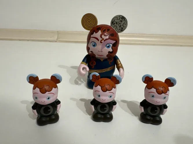 Boneco Vinylmation Valente e seus irmãos - Merida Raro