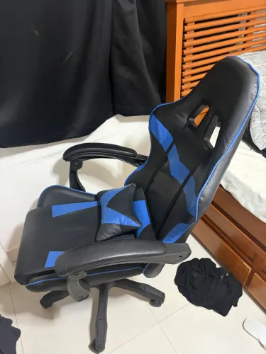 vende se cadeira gamer nova pouco usada