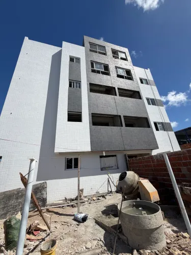 Apartamento à venda em Mangabeira, ao lado do Detran