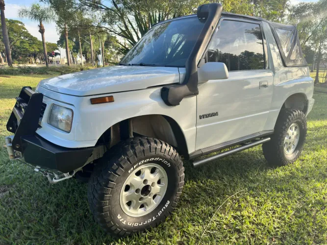 Suzuki Vitara JLX Canvas 1.6 8V 2P 1997