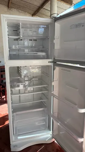 Geladeira Eletrolux 