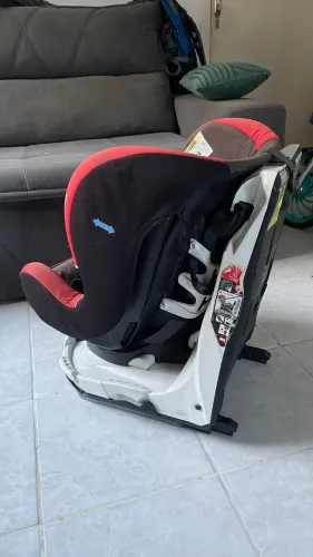 Cadeirinha Bebê com Isofix 