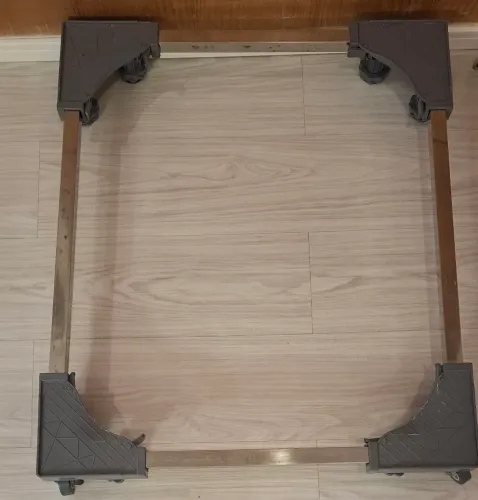 Suporte de inox com rodas para geladeiras e outros eletrodomésticos
