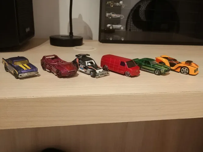 Minis 1:64 Hot Wheels(2 Maisto)