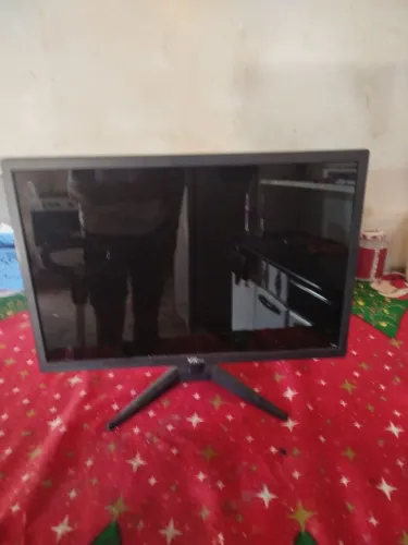 Vendo este monitor de 19 polegadas por apenas 300.