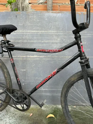 Bicicleta monark cachimbada