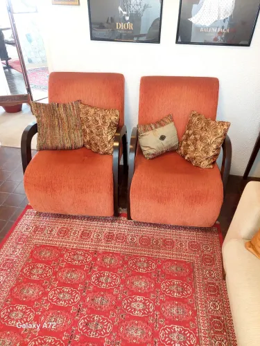 3 poltronas e 1 sofá