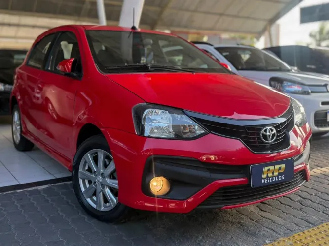 Toyota Etios X Plus 1.5 Flex 16V 5P Mec. 2019