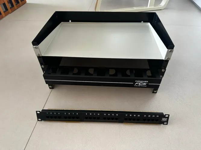 Cabine Furukawa com 24 entradas de rede cath 5