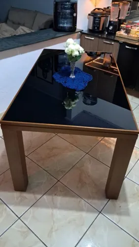 Mesa de jantar 6 lugares