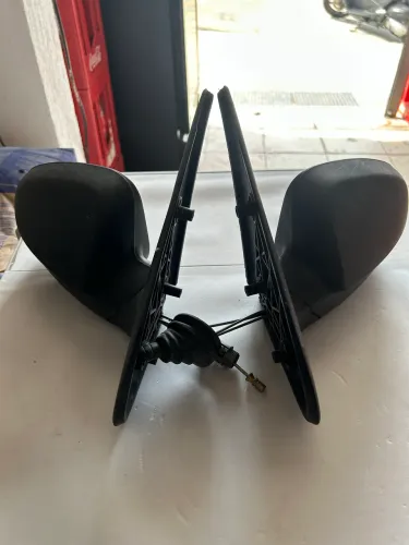 Vendo Par de retrovisor de Celta.