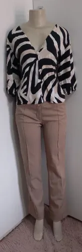 Conjunto de calça e blusa