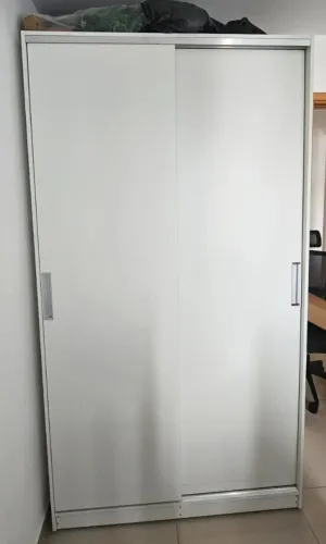 Guarda roupa armário 2 portas