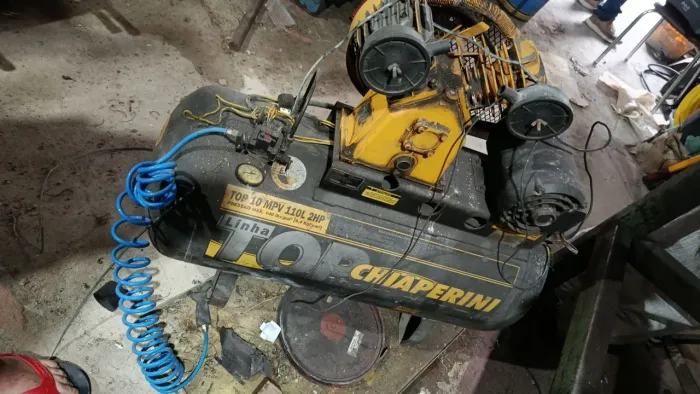 Compressor de Ar Chiaperini TOP 10 MPV - 110 Litros - 2HP