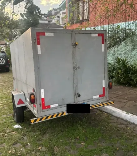 Reboque grande, super reforçado