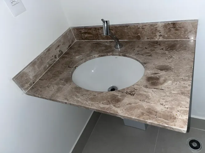Cuba de banheiro com Pedra