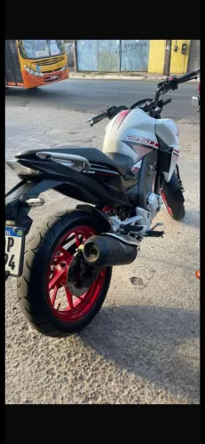 CB TWISTER