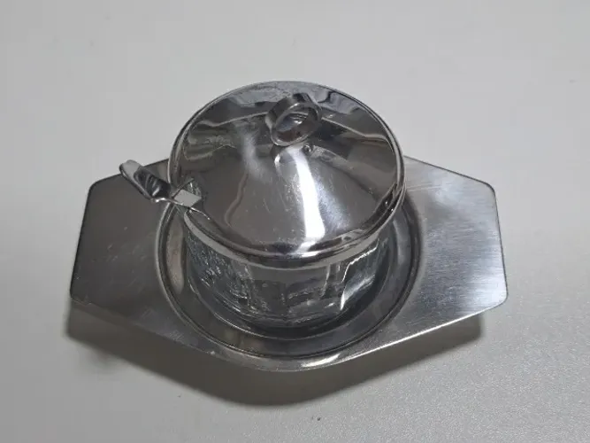 "Mini Molheira / Saleiro Luzalite Em Aço Inox - Peça Vintage".Em bom estado