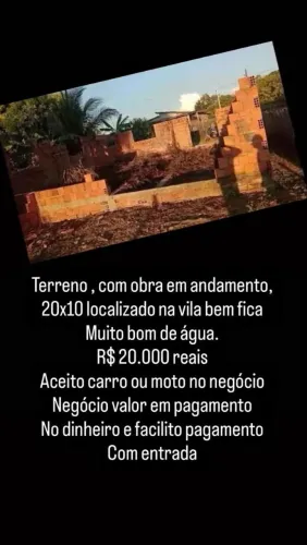 Terreno com obra em andamento