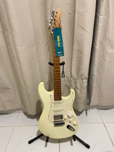Guitarra tagima TG 580