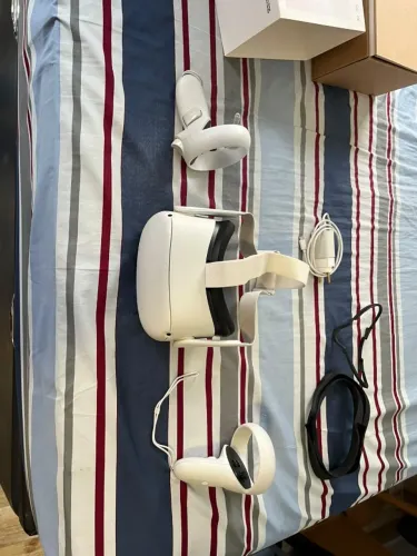 Meta Quest 2 128GB Usado - Ótimo Estado - 2 Controles | Brasília