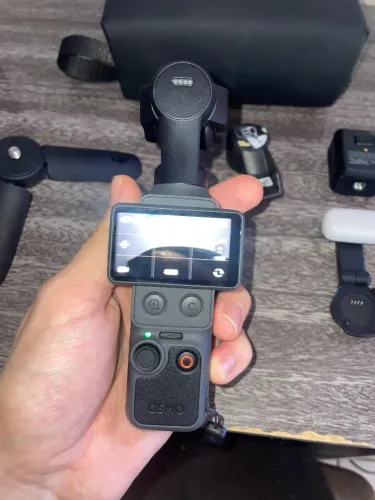 Osmo Pocket 4 - Creator Combo (menos de um mês de uso)