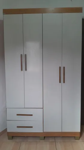Guarda roupa 120 x 45 x 200
