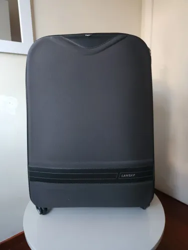 Mala Lansay grande 32 kg impecável utilizada 1 vez