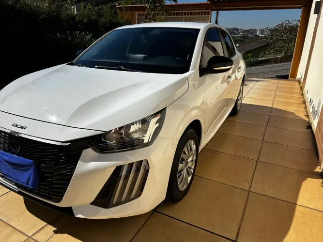 Peugeot 208 Active 1.0 Flex 5P Mec. 2025