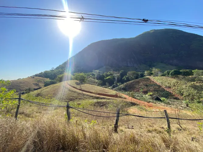 Oportunidade vendo terreno 700 m da praia