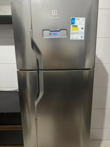 GELADEIRA ELETROLUX 310L FT395 