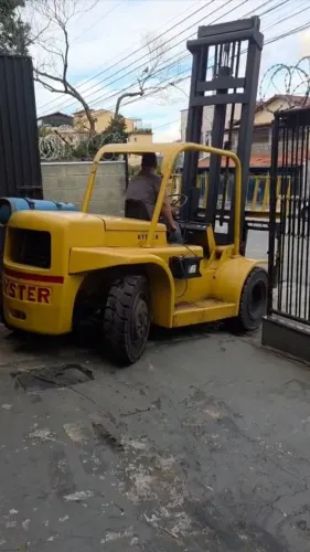 EMPILHADEIRA HYSTER 7 TON. 150J