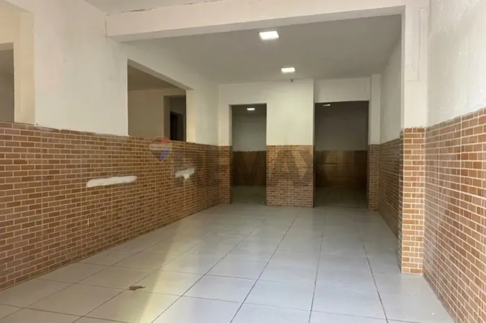 Oportunidade para o seu Negócio no Paissandu | Aluga-se Casa Comercial com 119.00 m². Reci