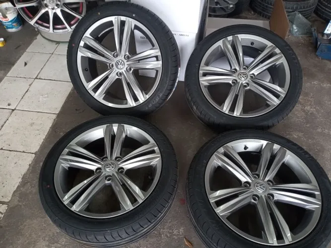 Roda Nova aro 18 Modelo da Tiguan +Pneus aro 18