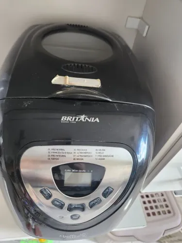 Máquina de fazer pão e bolo