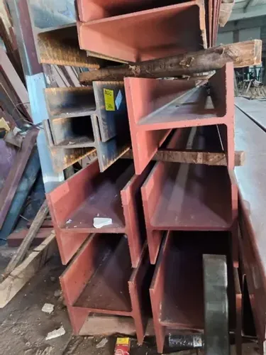Vigas Gerdau W 310 X 110 X 6000 mm X 5 barras 