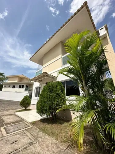 Casa de condomínio sobrado para venda com 157 metros quadrados com 4 quartos