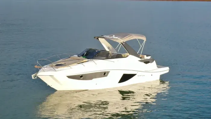 Lancha Ventura 300 Day Cruiser (30 pés) - ñ é Nx/Focker/Fs/Solara/Phantom