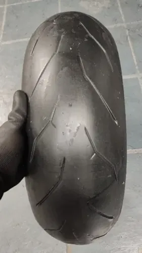 Pneu usado Pirelli Diablo Rosso Corsa 180/55-17