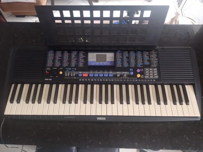 Teclado Yamaha 
