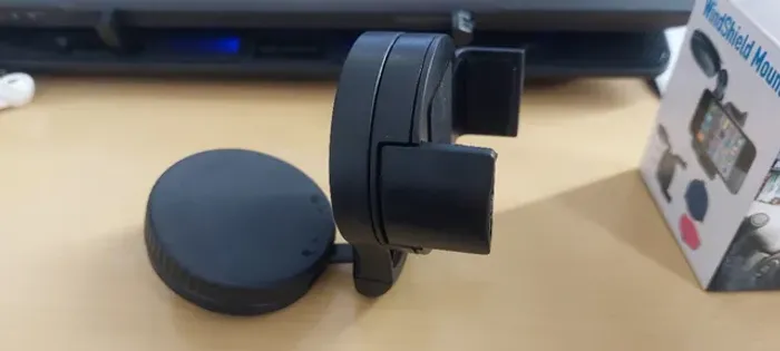 Suporte veicular para celular