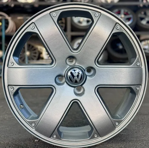 Rodas Volkswagen Track & Field aro 17 tala 6