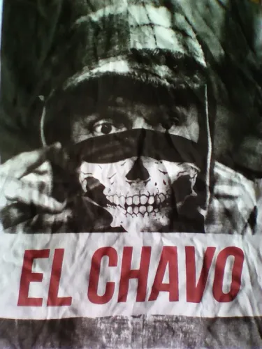 Camiseta chaves
