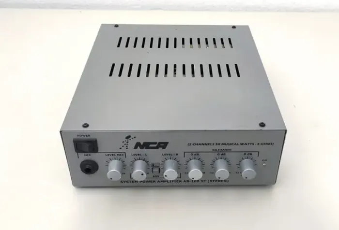 Amplificador para ligar caixas de som / música ao vivo ou no computador
