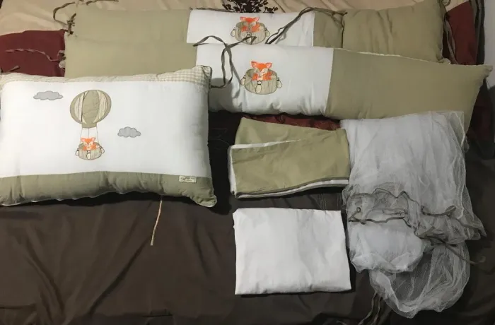 Almofadas de proteção para berços.