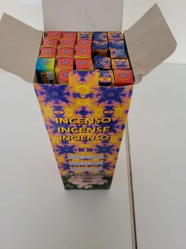 incenso ROSAS VERMELHAS 
